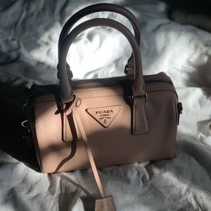 Beautiful Prada saffiano bag